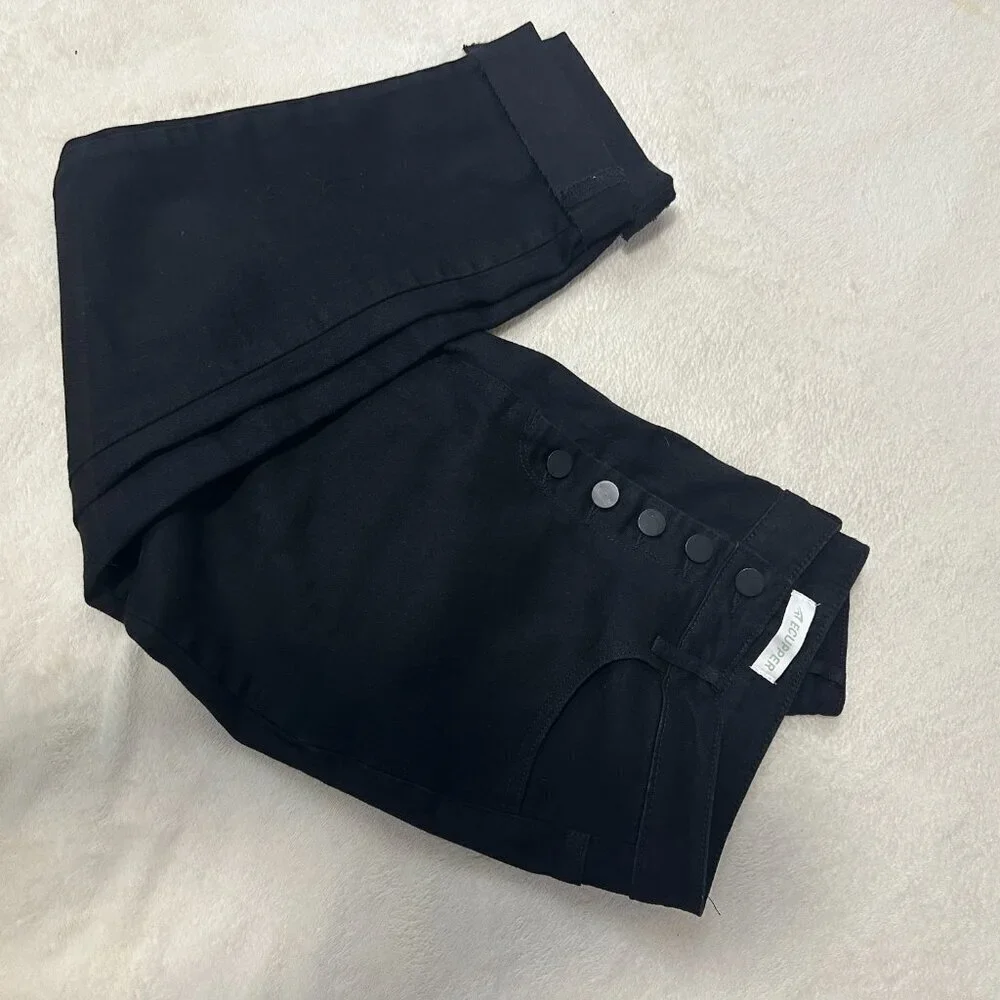 A chic button-front design stylish black jeans （M/L) - Picture 10 of 10